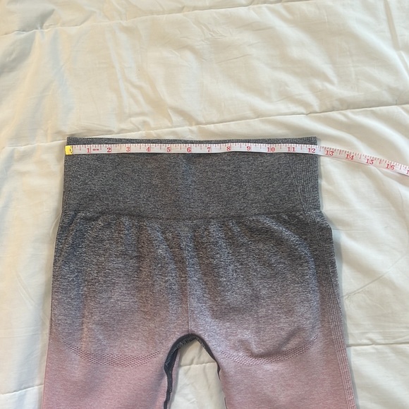 GymShark Adapt Seamless Gray Pink Ombré - Picture 13 of 15